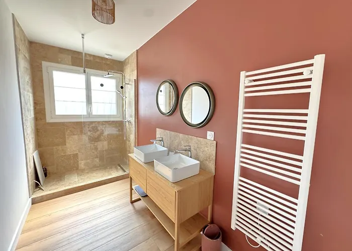 Maison Basco-landaise Proche Port, 8 Couchages, Moderne Et Renovee - Fr-1-474-283